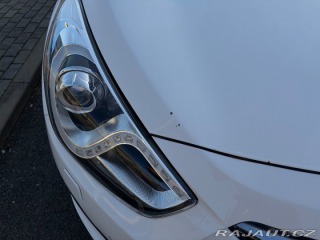 Hyundai i40 1,7   100kW-220tkm bílá a 1800