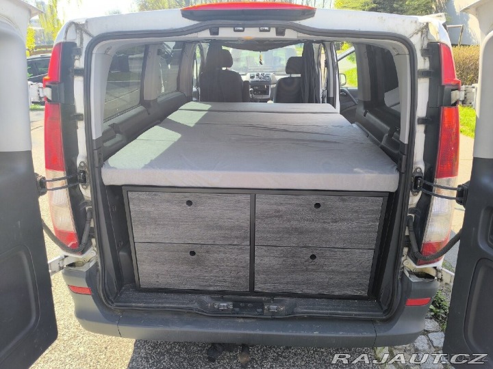 Mercedes-Benz Vito  1800