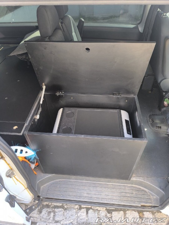 Mercedes-Benz Vito  1800