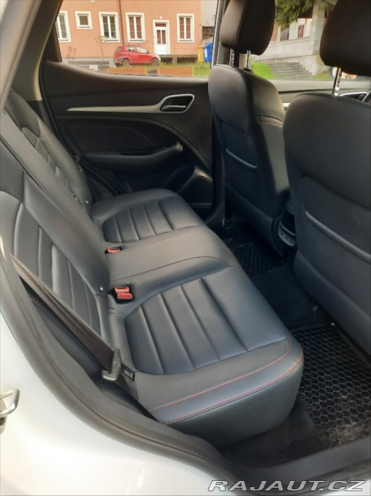 MG ZS 1,0   Exklusive, možný od 2024