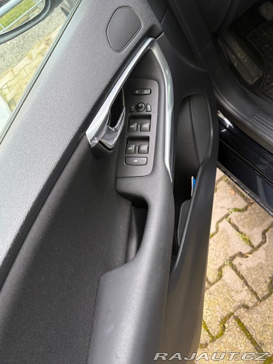 Volvo V40 1,6   Prodám 2014