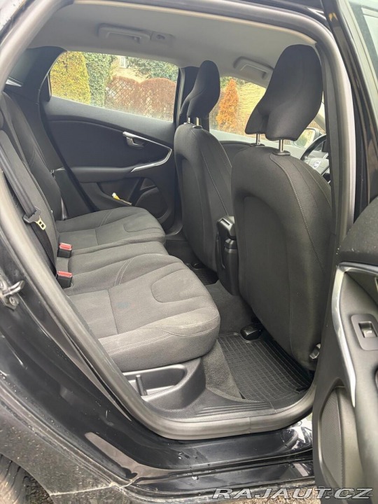 Volvo V40 1,6   Prodám 2014