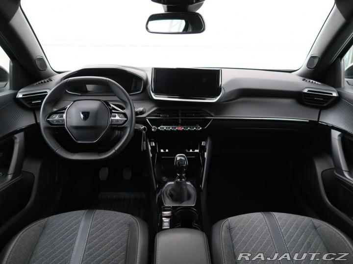 Peugeot 2008 1.2PureTech,74kW,ALLURE,M 2025