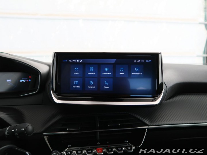 Peugeot 2008 1.2PureTech,74kW,ALLURE,M 2025