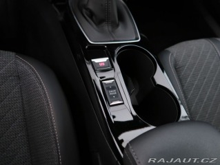 Peugeot 2008 1.2PureTech,74kW,ALLURE,M 2025