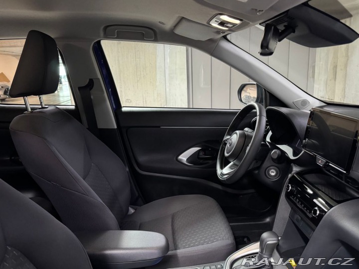 Toyota Yaris Cross 1.5,Hybrid,FWD 2025