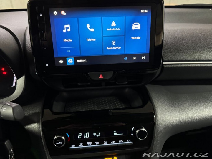 Toyota Yaris Cross 1.5,Hybrid,FWD 2025
