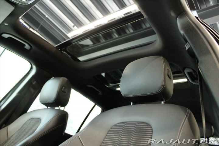 Mercedes-Benz GLB 220d 4MATIC MBEAM/Pano/Ni 2023