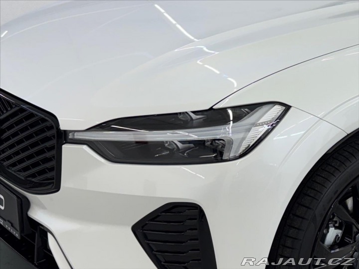 Volvo XC60 2,0 B5 AWD Plus Black Ed 2025