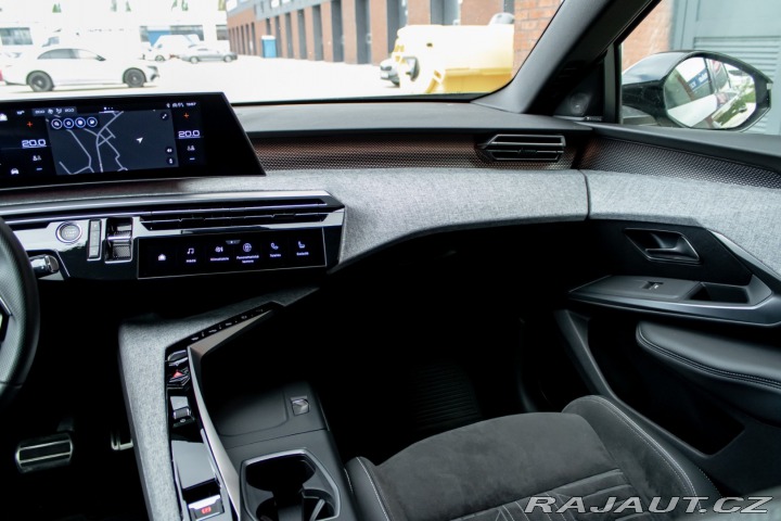 Peugeot 3008 / GT / mHEV/ v Záruke do 2024