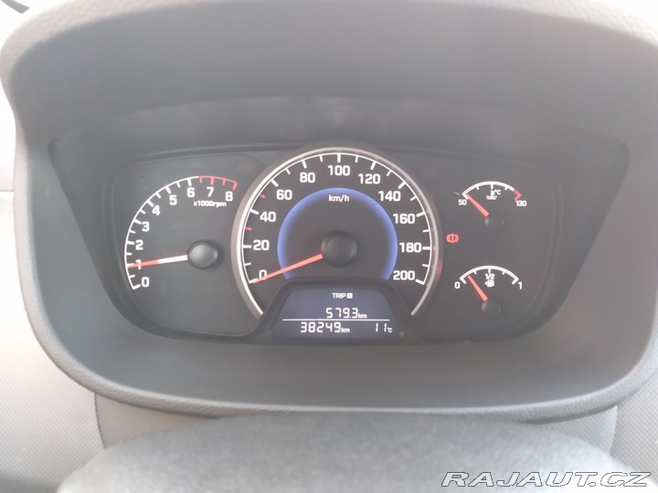 Hyundai i10 1.0i KLIMA,1.MAJITEL,ČR 2018