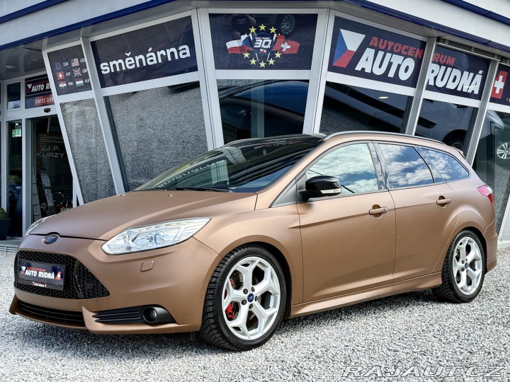 Ford Focus 2,0i 184kW EcoB SCTI ST 2013