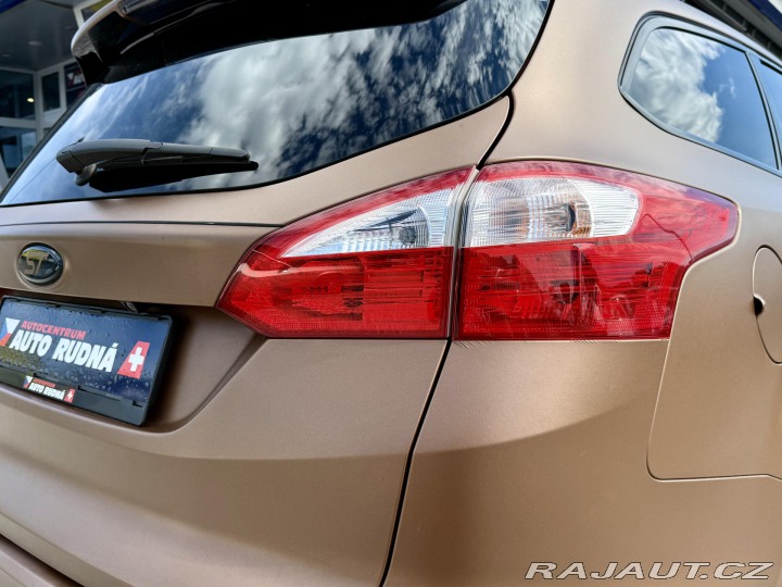 Ford Focus 2,0i 184kW EcoB SCTI ST 2013