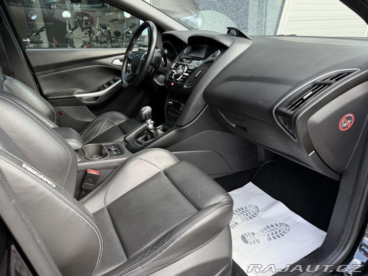 Ford Focus 2,0i 184kW EcoB SCTI ST 2013