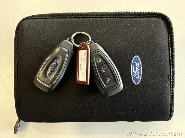 Ford Focus 2,0i 184kW EcoB SCTI ST 2013