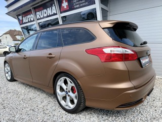Ford Focus 2,0i 184kW EcoB SCTI ST 2013