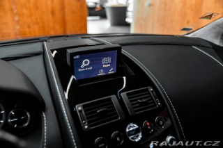 Aston Martin V8 Vantage  2012