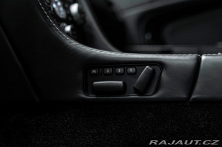 Aston Martin V8 Vantage  2012