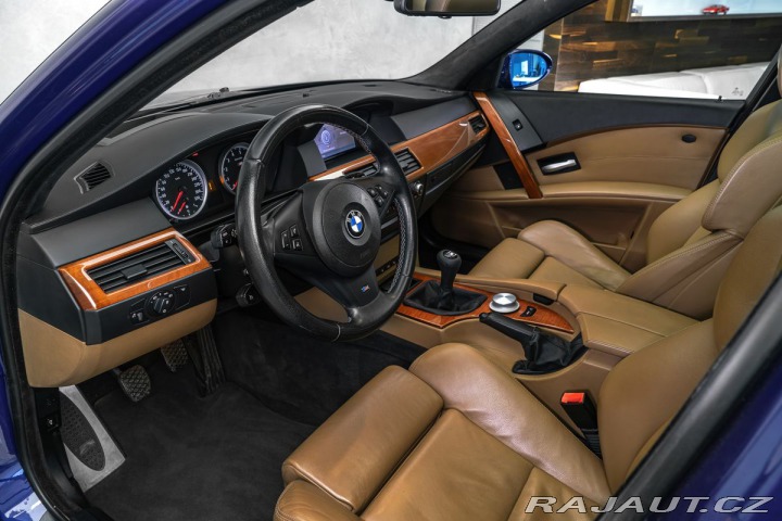 BMW M5 V10 5.0 manuál 2007
