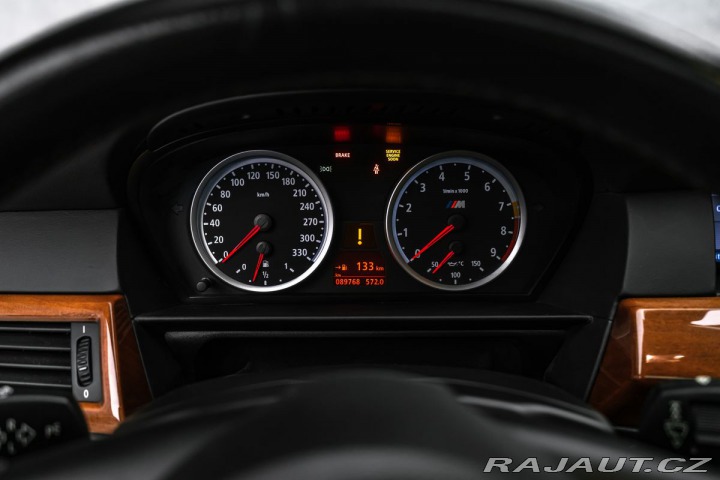 BMW M5 V10 5.0 manuál 2007