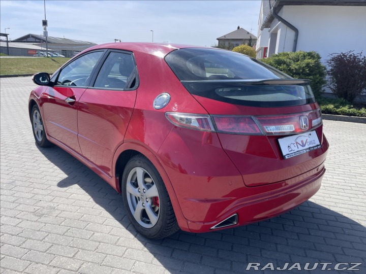 Honda Civic 1,4 i  VTEC Automat, Klim 2010