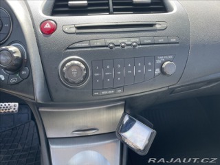 Honda Civic 1,4 i  VTEC Automat, Klim 2010