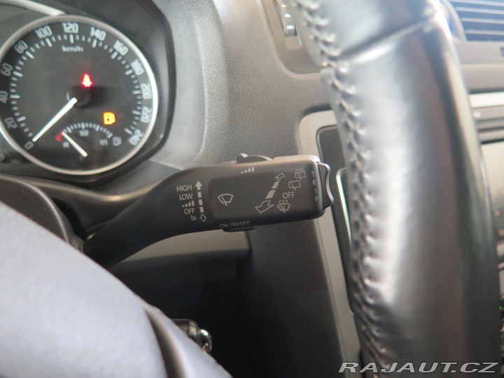 Škoda Octavia 1.8TSI,klima,výhřev,senzo 2009