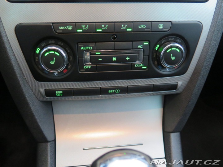 Škoda Octavia 1.8TSI,klima,výhřev,senzo 2009