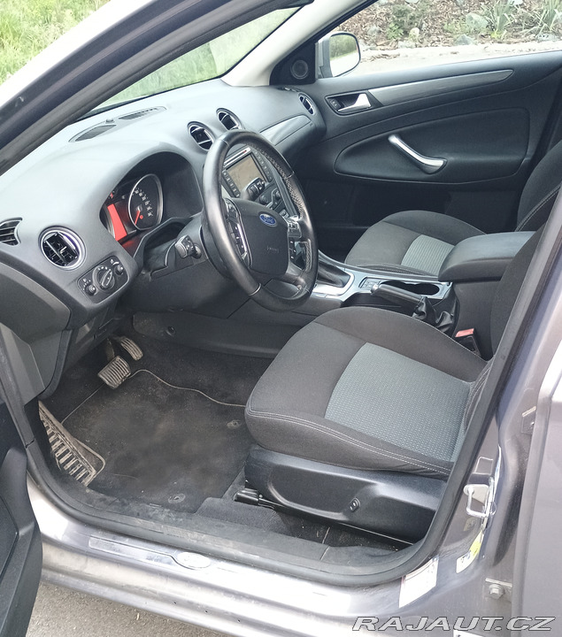 Ford Mondeo 2.0 TDCi Hatchback (2014) 2014