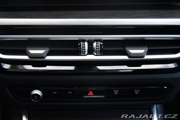 BMW 3 320d xDrive M-SPORT 3L-ZÁ 2024