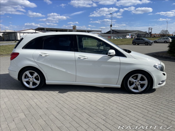 Mercedes-Benz B 1,8 200CDi 100kw Automat, 2012