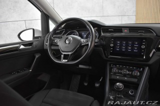 Volkswagen Touran 2.0 TDI 110kW R-LINE*TAŽN 2018