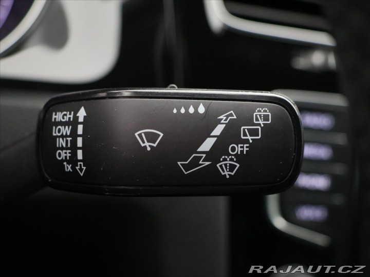 Volkswagen Golf 1,4 TSI 90kW DSG Highline 2014