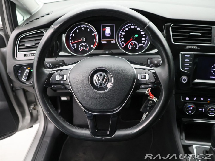 Volkswagen Golf 1,4 TSI 90kW DSG Highline 2014