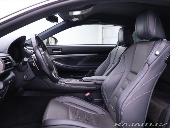 Lexus RC 300h 2,5 133kW F-Sport Na 2017