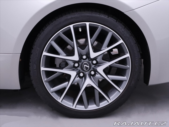 Lexus RC 300h 2,5 133kW F-Sport Na 2017