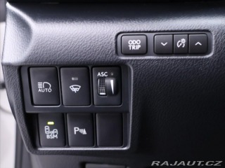 Lexus RC 300h 2,5 133kW F-Sport Na 2017