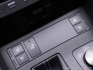 Lexus RC 300h 2,5 133kW F-Sport Na 2017