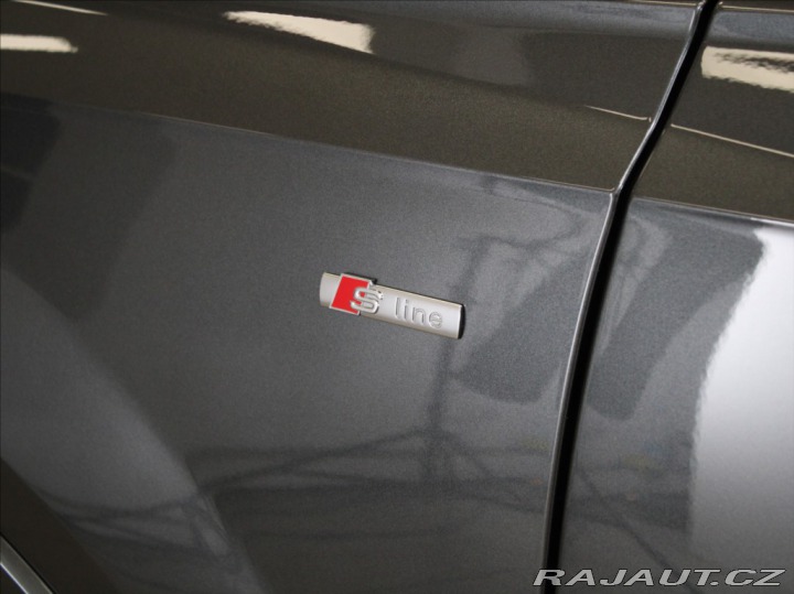 Audi Q7 3,0 50TDi S-Line 63tkm. Č 2023