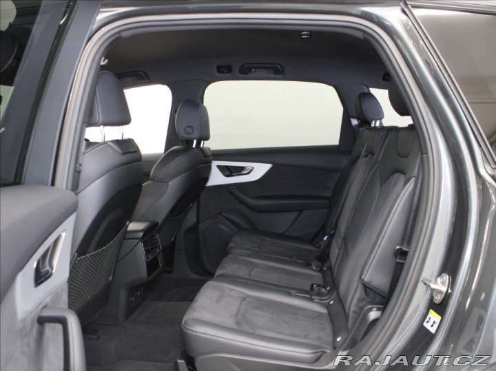 Audi Q7 3,0 50TDi S-Line 63tkm. Č 2023