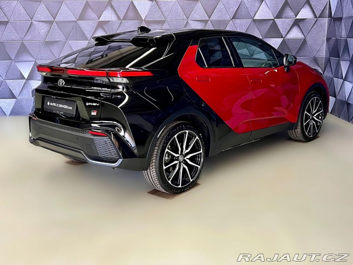 Toyota C-HR 2.0 HYBRID e-CVT GR SPORT 2024