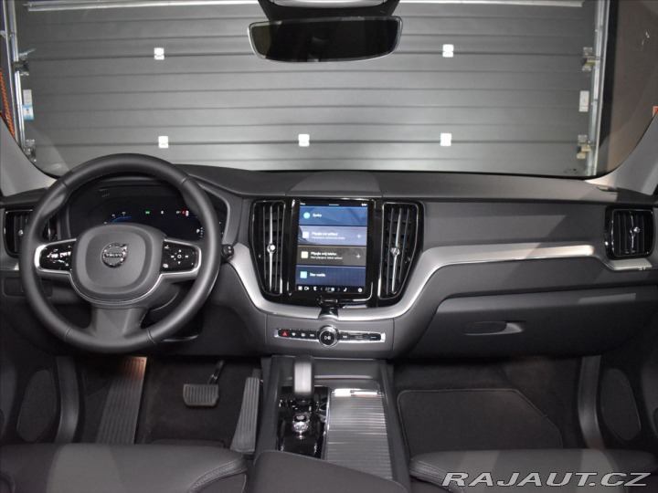 Volvo XC60 2,0 B4 AWD Plus Blis,Bezk 2024