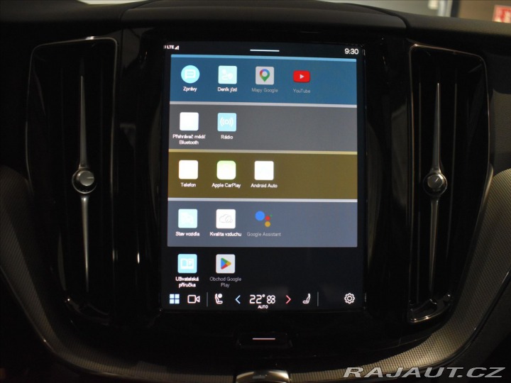 Volvo XC60 2,0 B4 AWD Plus Blis,Bezk 2024