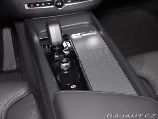 Volvo XC60 2,0 B4 AWD Plus Blis,Bezk 2024