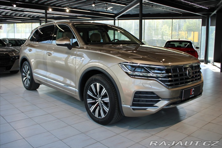 Volkswagen Touareg V6 TDi 210kW ACC/NezTop/T 2019