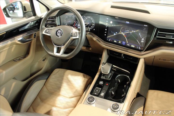 Volkswagen Touareg V6 TDi 210kW ACC/NezTop/T 2019