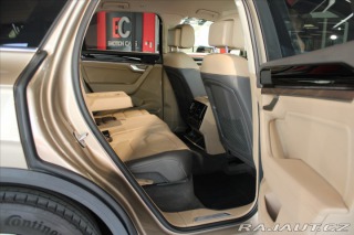 Volkswagen Touareg V6 TDi 210kW ACC/NezTop/T 2019