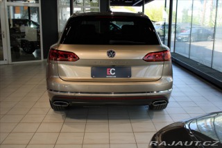 Volkswagen Touareg V6 TDi 210kW ACC/NezTop/T 2019