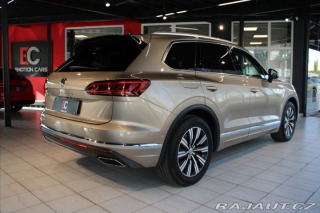 Volkswagen Touareg V6 TDi 210kW ACC/NezTop/T 2019