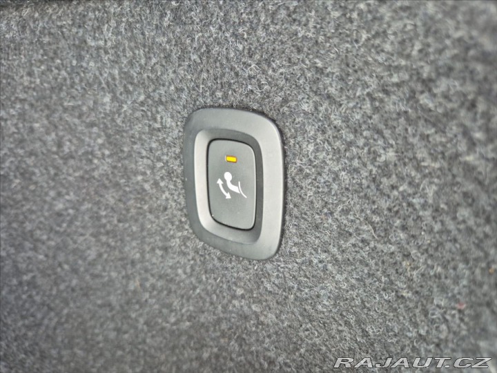 Volvo XC40 2,0 B4 AWD AT 2020